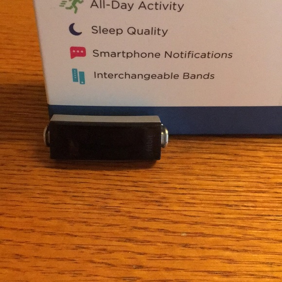 fitbit alta HR - Picture 2 of 3